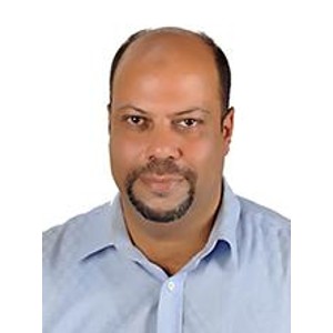 أسامة فاروق حسن